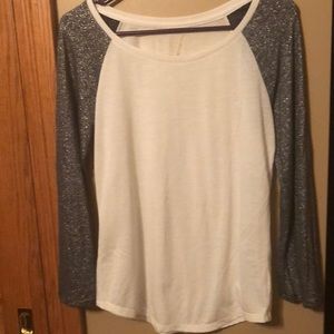 American Eagle Women’s shirt with sparkling sleeve